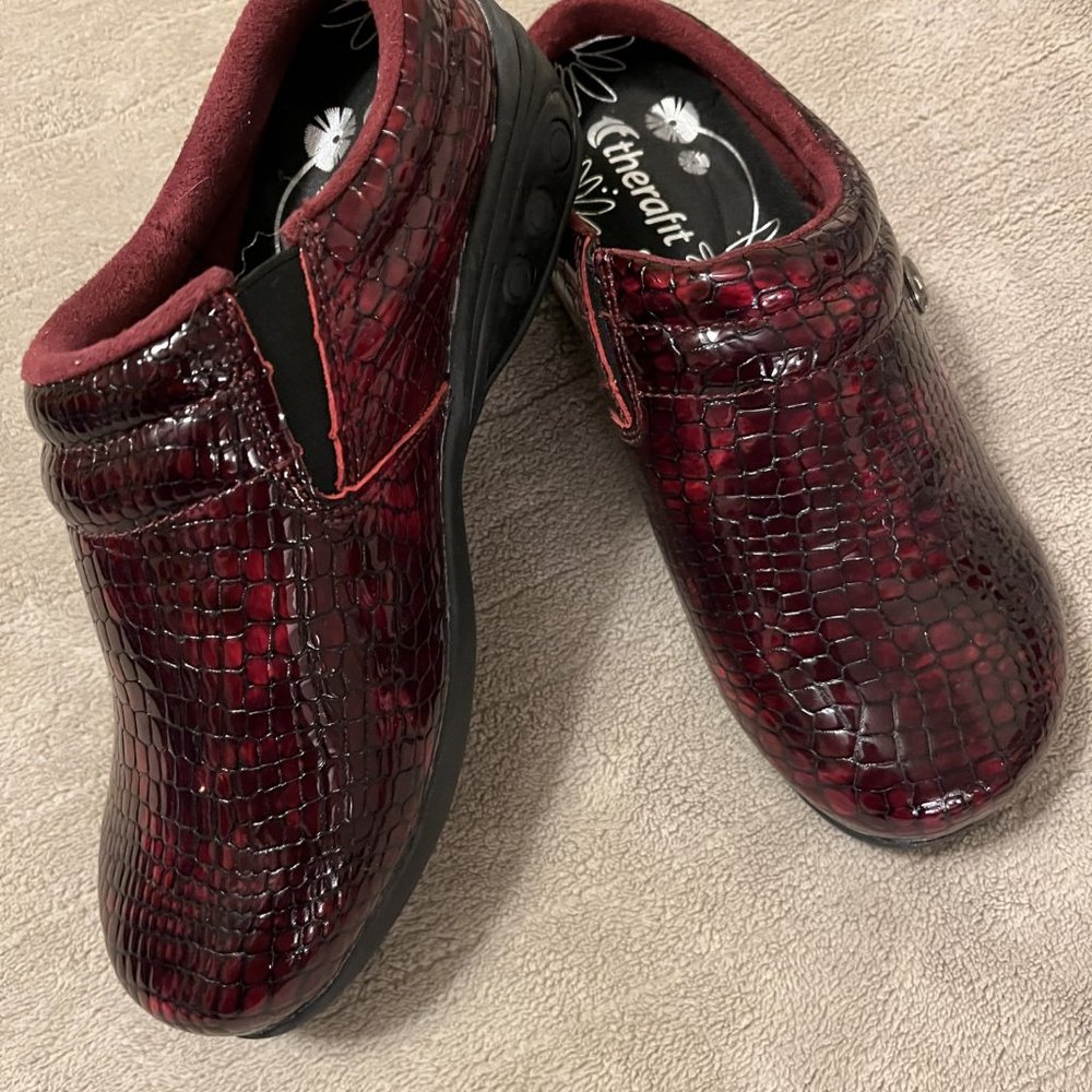 Reptile Clogs - Picture 2 of 7